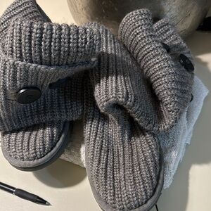 Cozy Gray Knit Button Boots